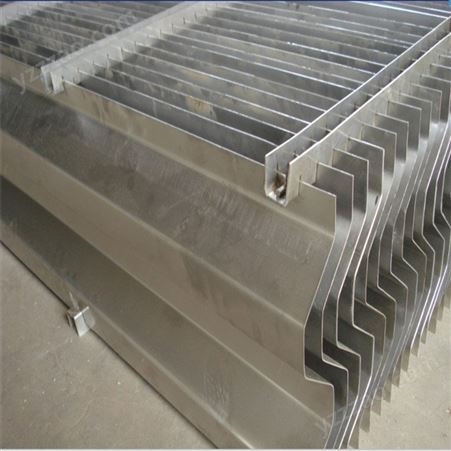 临沂不锈钢折流板除雾器莱伯特环保不锈钢板式