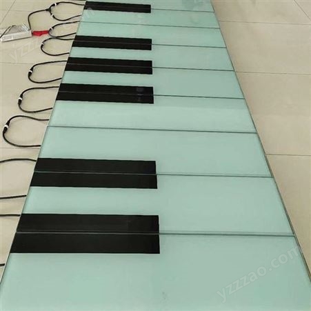 定制 地板钢琴道具 脚踩钢琴价格 尼巨您的好选择